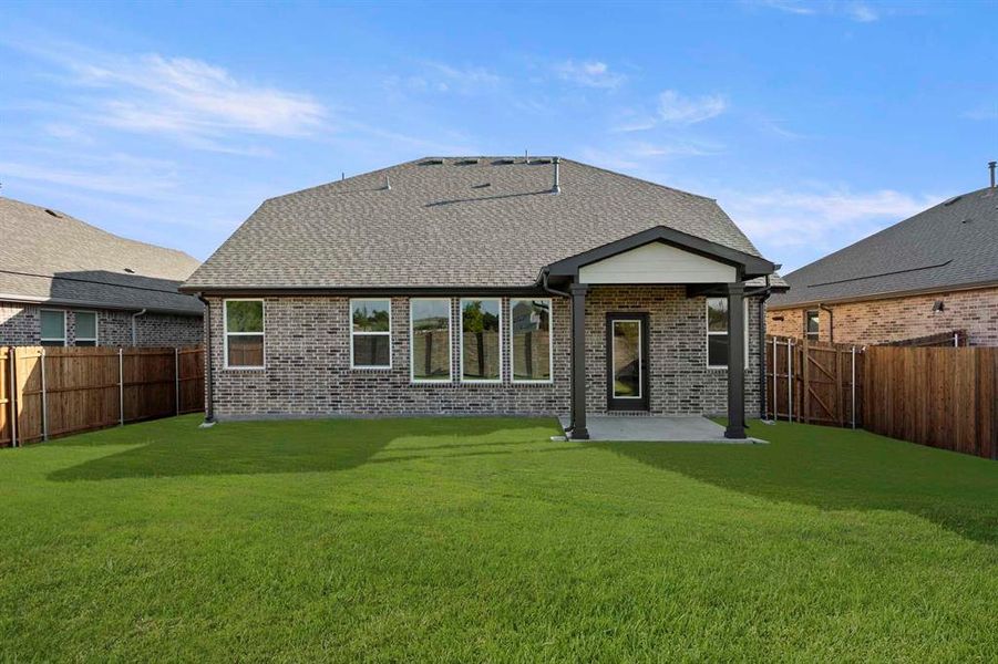 25_26. 2324 Myrtle - Back 25_26. 2324 Myrtle - Back