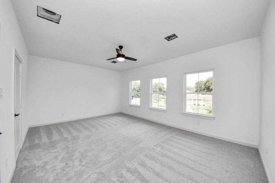 Spacious, unfurnished interior of a new home in , Houston (Image 37). Spacious, unfurnished interior of a new home in , Houston (Image 37).