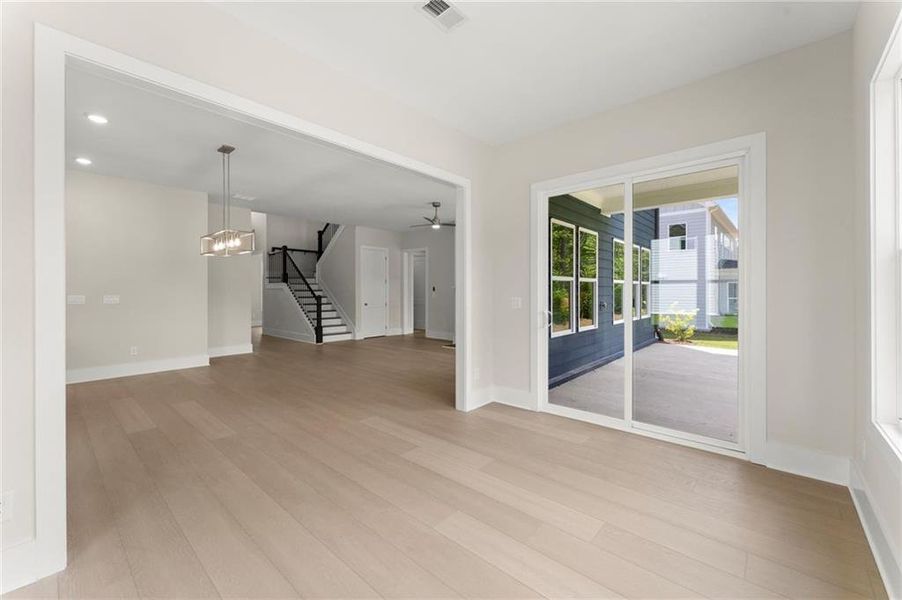 Spacious, unfurnished interior of a new home in Hillgrove Preserve, Powder Springs (Image 42).