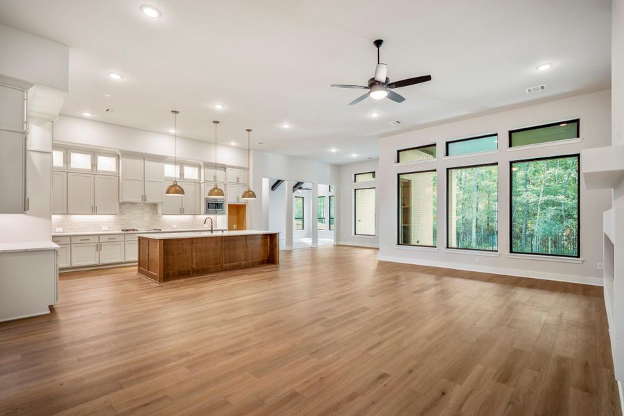Spacious, unfurnished interior of a new home in The Woodlands Hills, Willis (Image 25). Spacious, unfurnished interior of a new home in The Woodlands Hills, Willis (Image 25).