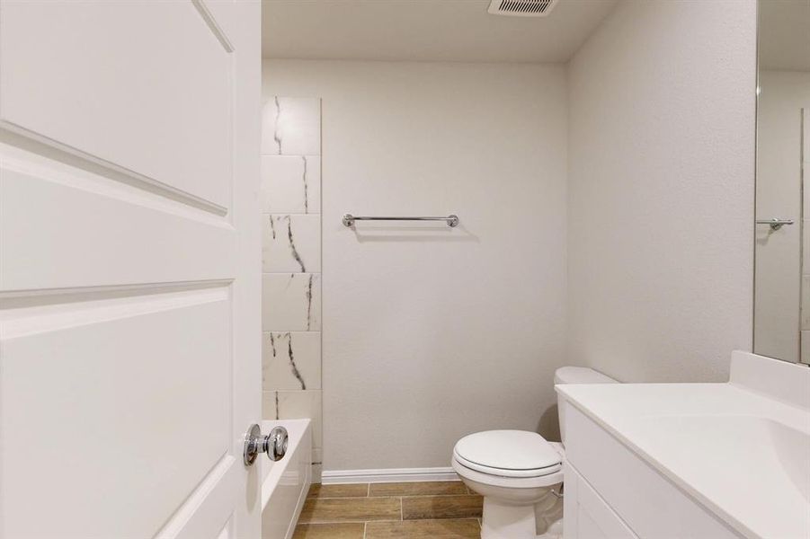 Image 33 of a home in Forest Park. Image 33 of a home in Forest Park.