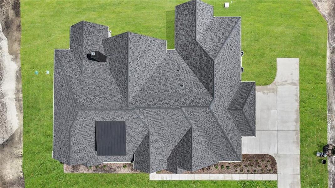 Image 32 of a home in . Image 32 of a home in .