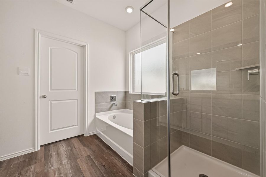 Furnished interior view inside a new home in , Katy (Image 15).