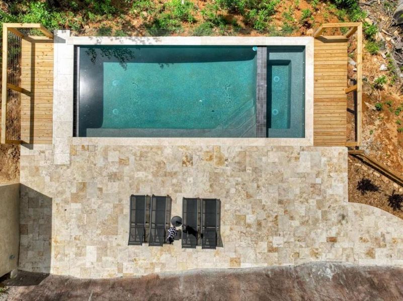 Image 77 of a home in .