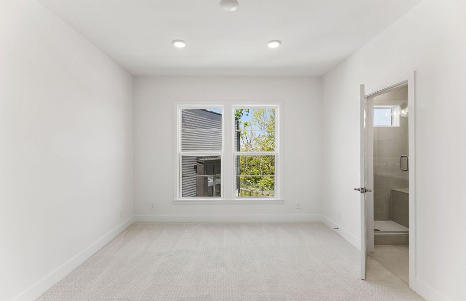 Spacious, unfurnished interior of a new home in Skyline, Nashville (Image 25).