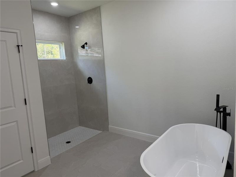 Furnished interior view inside a new home in , Citrus Springs (Image 4).