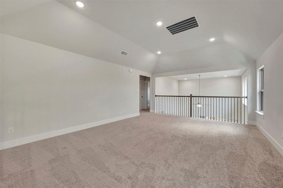 Spacious, unfurnished interior of a new home in Lilybrooke at Legacy Hills, Celina (Image 33).