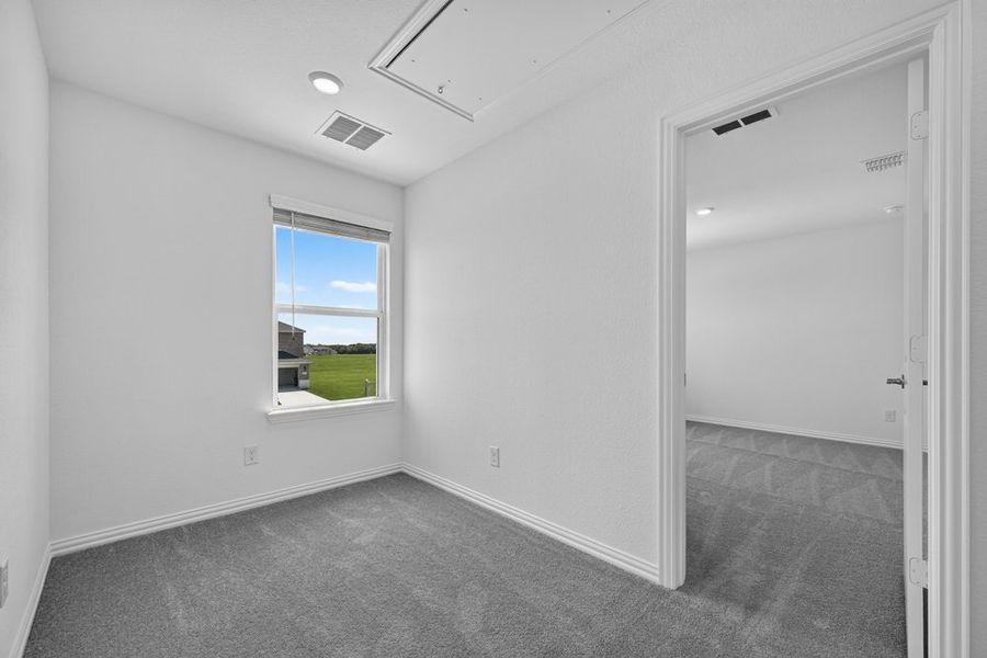 Spacious, unfurnished interior of a new home in Parks at Foster Crossing, Anna (Image 26). Spacious, unfurnished interior of a new home in Parks at Foster Crossing, Anna (Image 26).