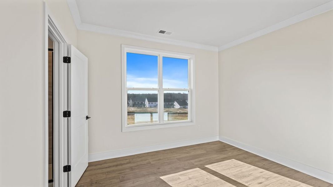 Spacious, unfurnished interior of a new home in Adams Glen, Mauldin (Image 22).