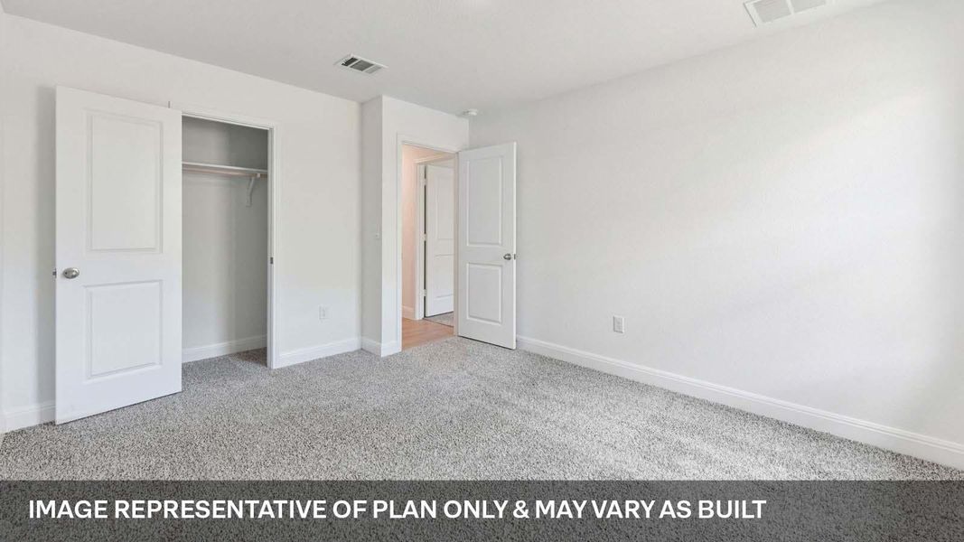 Spacious, unfurnished interior of a new home in Railhead, Cedar Creek (Image 16).