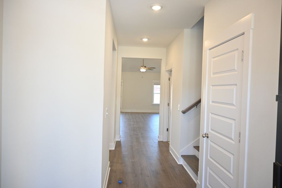 Spacious, unfurnished interior of a new home in Rookers Bend, Smyrna (Image 16).
