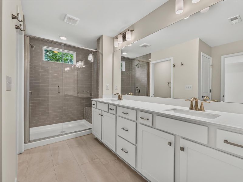 Owner's Bath