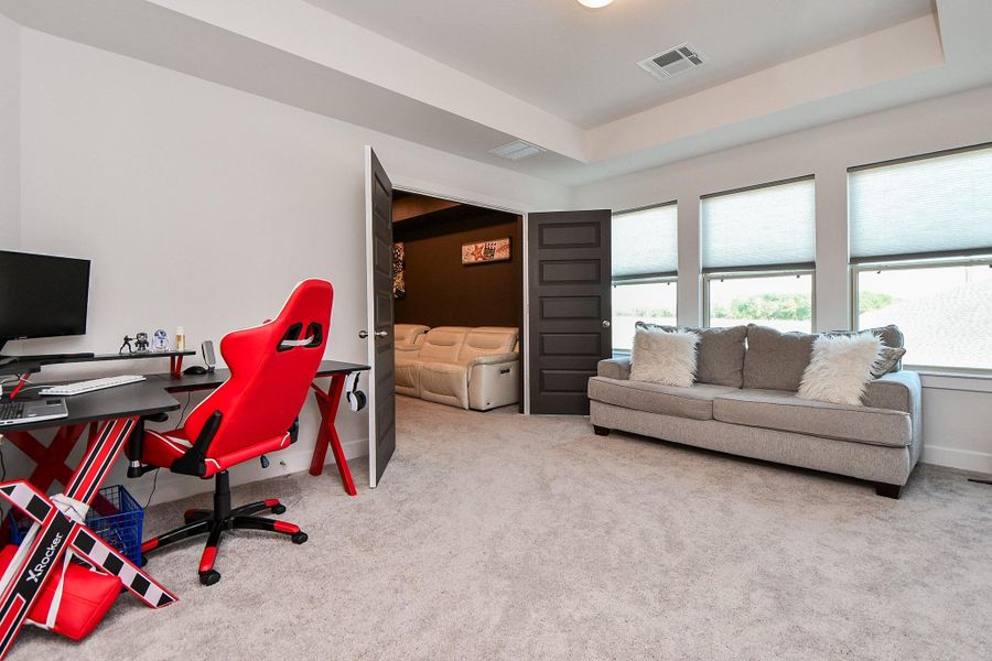 Image 47 of a home in Cross Creek West. Image 47 of a home in Cross Creek West.