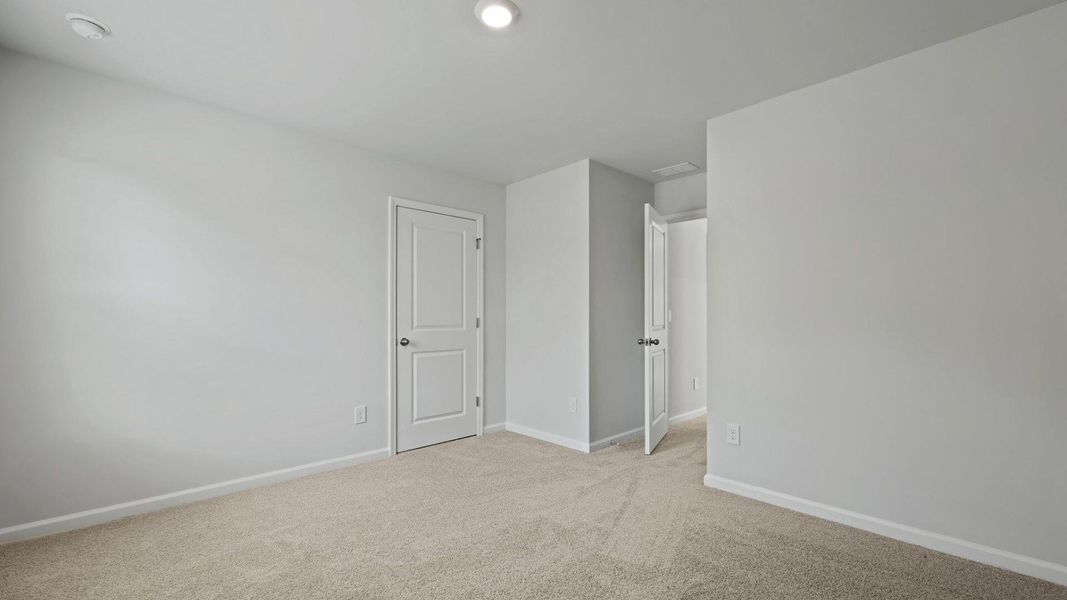 Spacious, unfurnished interior of a new home in Huggins Hill, Manning (Image 32).