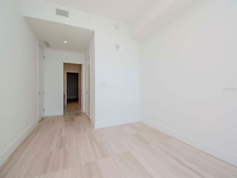 Spacious, unfurnished interior of a new home in , Tampa (Image 69). Spacious, unfurnished interior of a new home in , Tampa (Image 69).