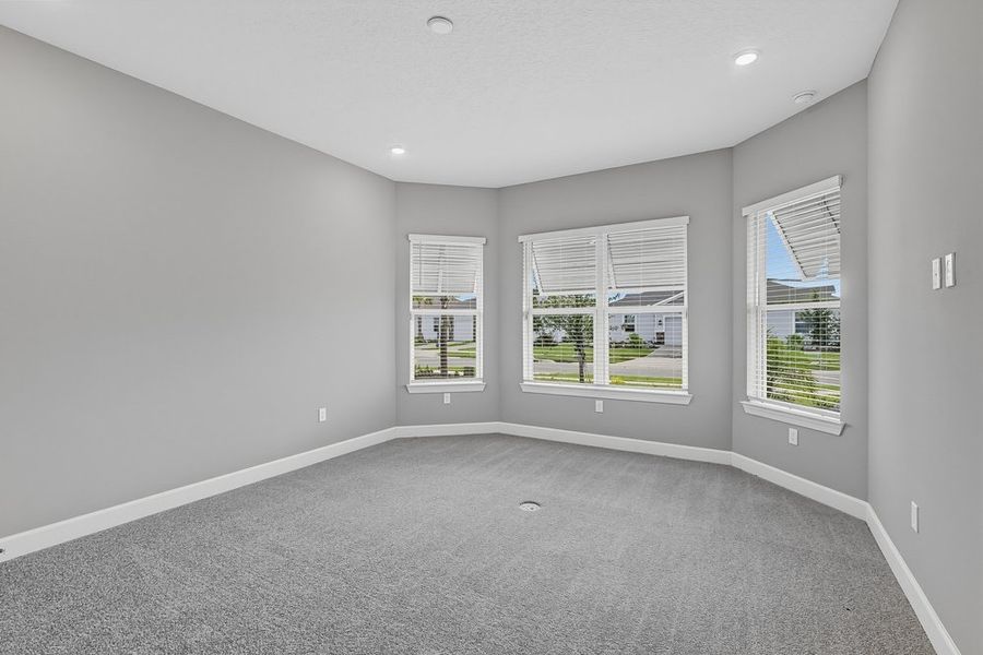 Spacious, unfurnished interior of a new home in Westview Community Group Page, Kissimmee (Image 40).