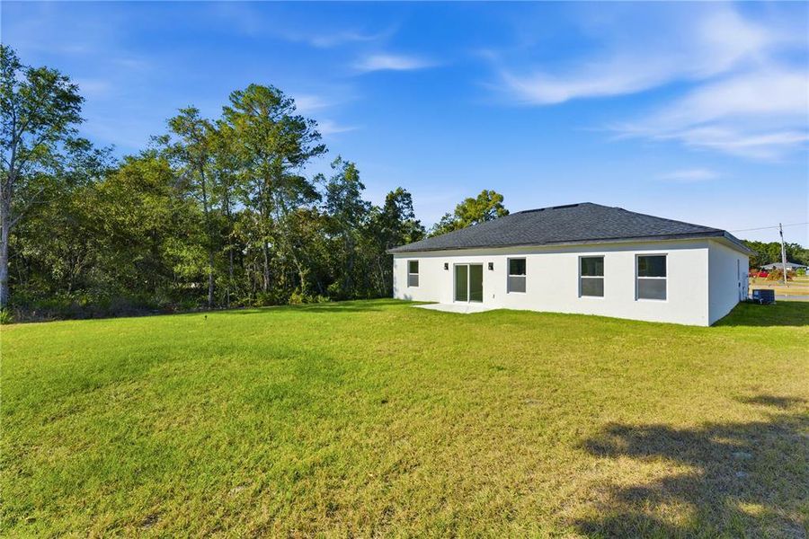 Exterior details and patio area of a home in , Ocala (Image 26).