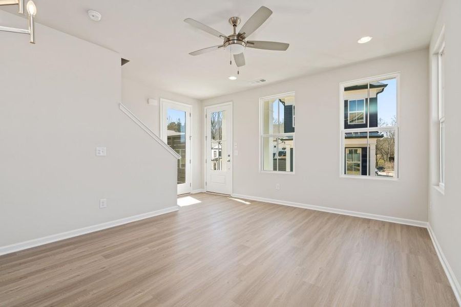 Spacious, unfurnished interior of a new home in Harmony, Auburn (Image 16).