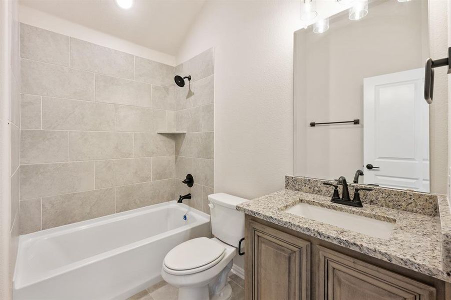 Furnished interior view inside a new home in Coyote Crossing, Godley (Image 20).