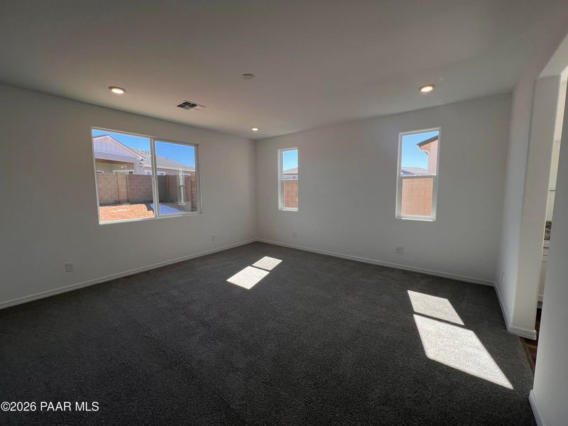 Spacious, unfurnished interior of a new home in Westwood, Prescott (Image 15).