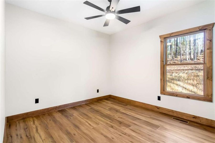Spacious, unfurnished interior of a new home in , Talking Rock (Image 38).