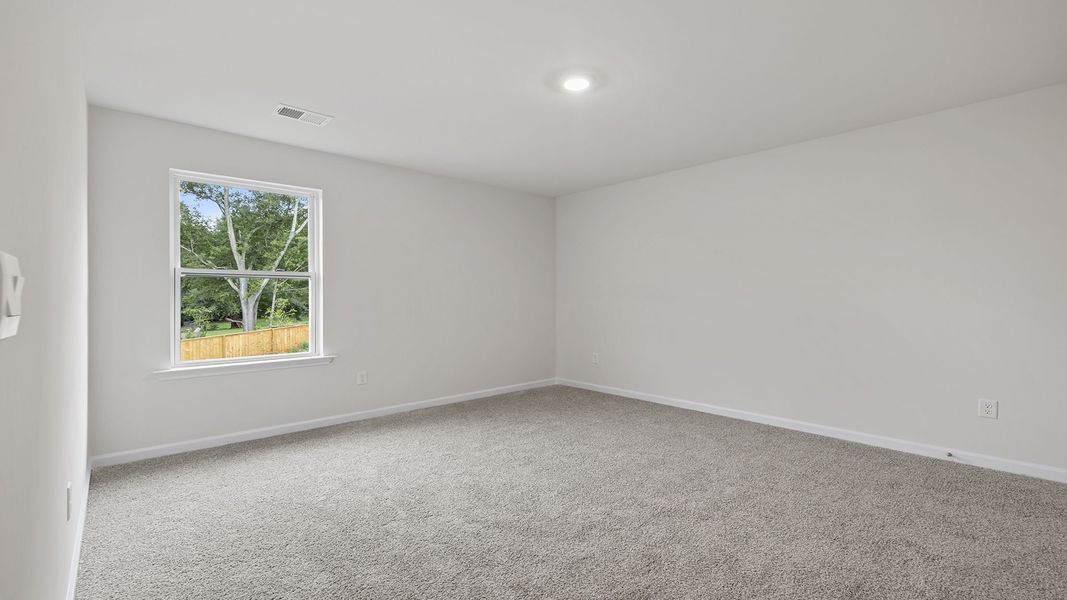 Spacious, unfurnished interior of a new home in Cedar Gap, Fountain Inn (Image 22).