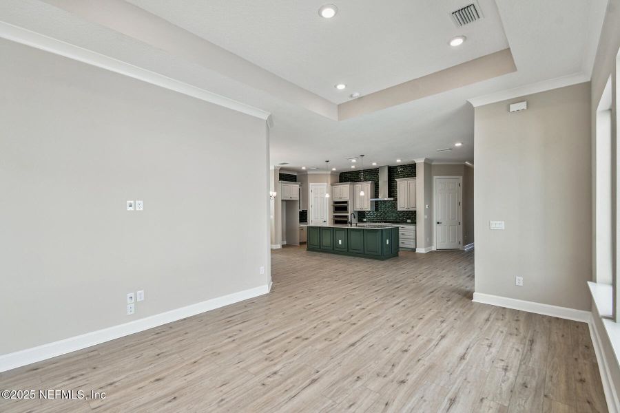 Spacious, unfurnished interior of a new home in Seabrook Village 40' Front Entry, Ponte Vedra (Image 16).