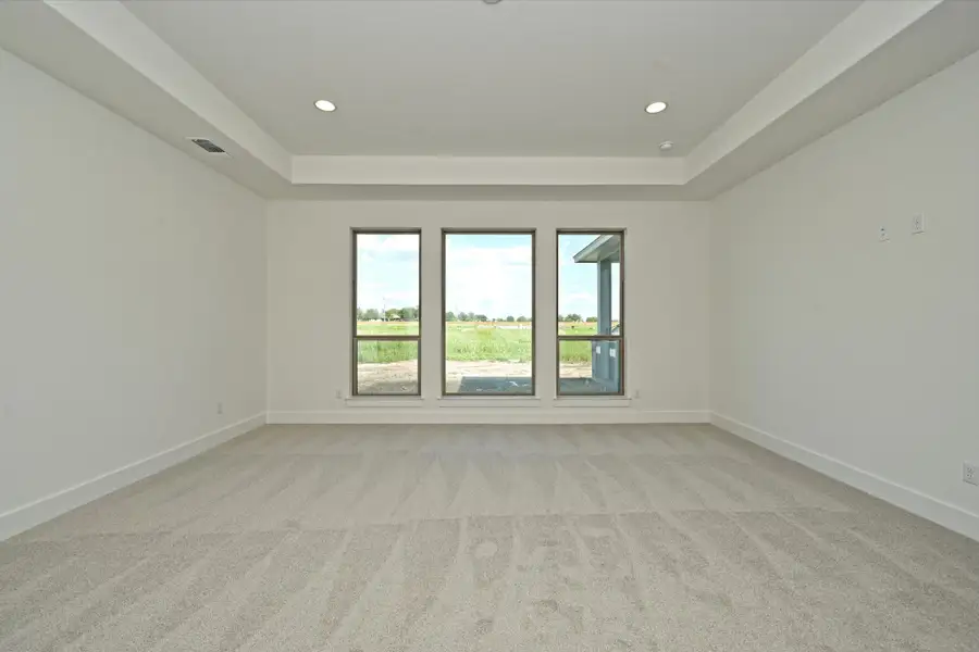Representative unfurnished interior of a home built from the Llano II by Giddens Homes in Whispering Wind, Bertram (Image 109). Representative unfurnished interior of a home built from the Llano II by Giddens Homes in Whispering Wind, Bertram (Image 109).