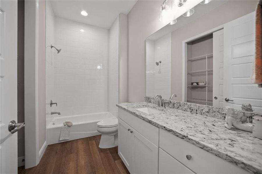 Furnished interior view inside a new home in , Lady Lake (Image 31).