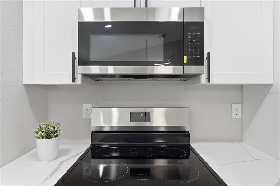 Close-up of interior finishes inside a home in , Citrus Springs (Image 19).
