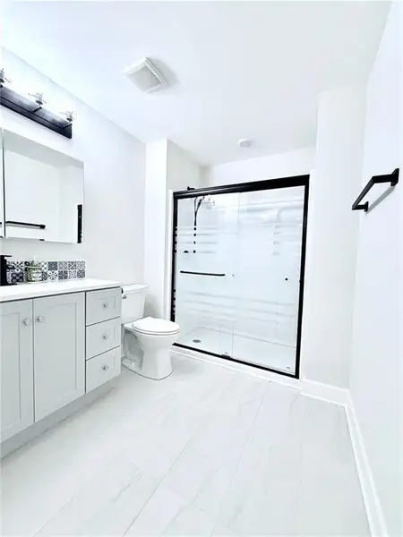 Furnished interior view inside a new home in , Hoschton (Image 19).