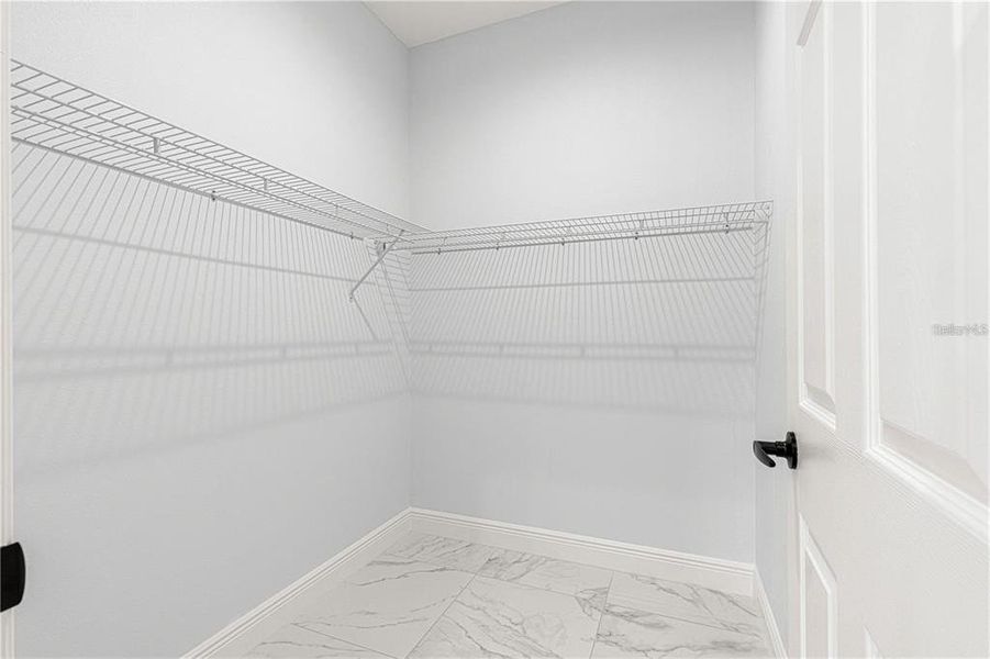 Spacious, unfurnished interior of a new home in , Summerfield (Image 17).