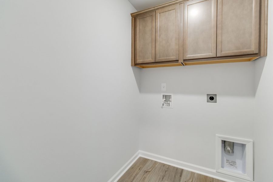 Spacious, unfurnished interior of a new home in Bluefield, Lexington (Image 23).