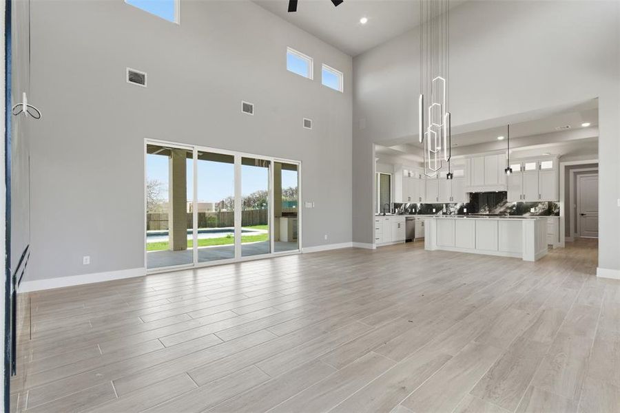 Spacious, unfurnished interior of a new home in , Fort Worth (Image 17).