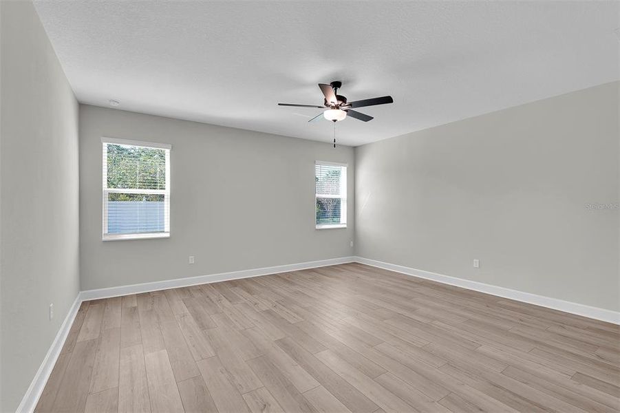 Spacious, unfurnished interior of a new home in , Palm Coast (Image 12).