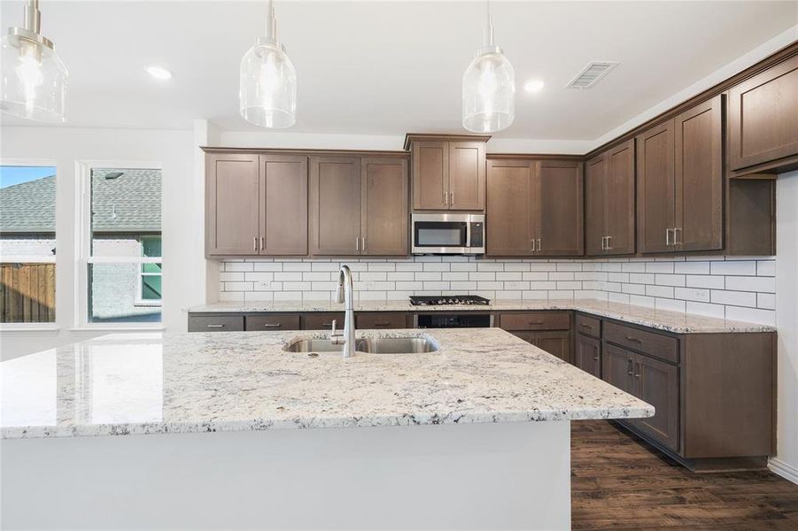 Furnished interior view inside a new home in Edgewater, Fate (Image 8).