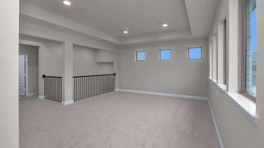 Spacious, unfurnished interior of a new home in Riceland, Mont Belvieu (Image 17).