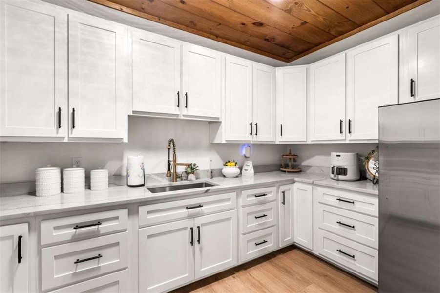 Furnished interior view inside a new home in , Ellijay (Image 13).