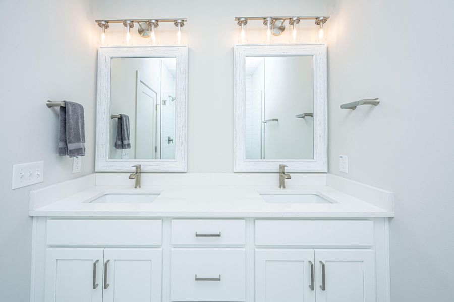 Image 33 of a home in . Image 33 of a home in .