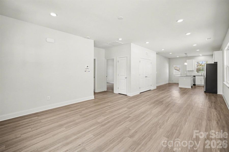 Spacious, unfurnished interior of a new home in , Gastonia (Image 19).