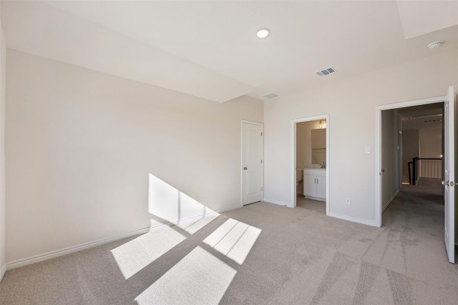 Spacious, unfurnished interior of a new home in , Dripping Springs (Image 30). Spacious, unfurnished interior of a new home in , Dripping Springs (Image 30).