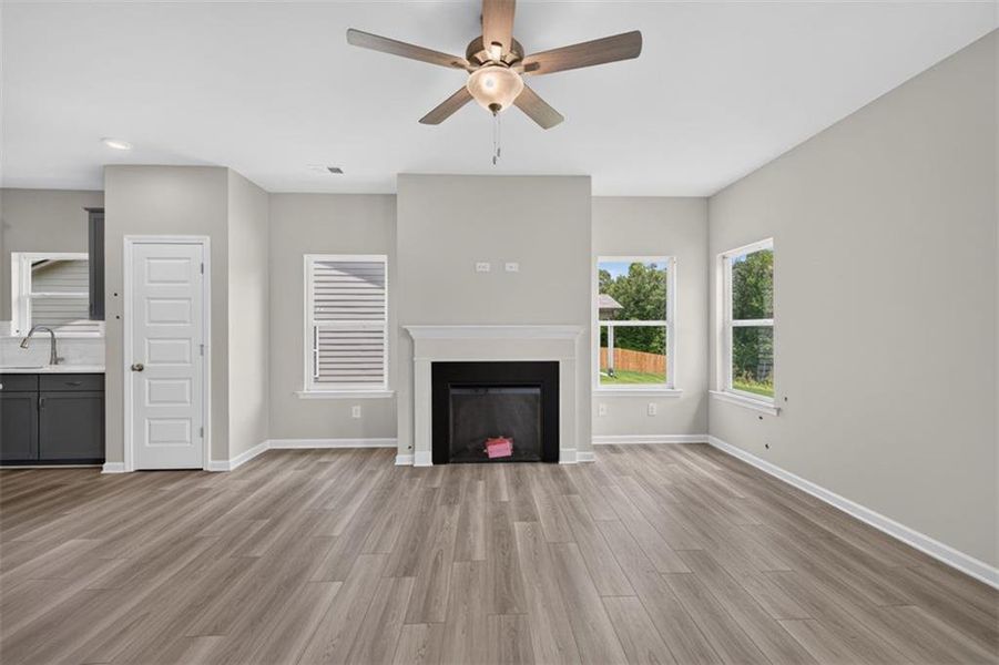 Spacious, unfurnished interior of a new home in Summerfield Place, Carrollton (Image 22).