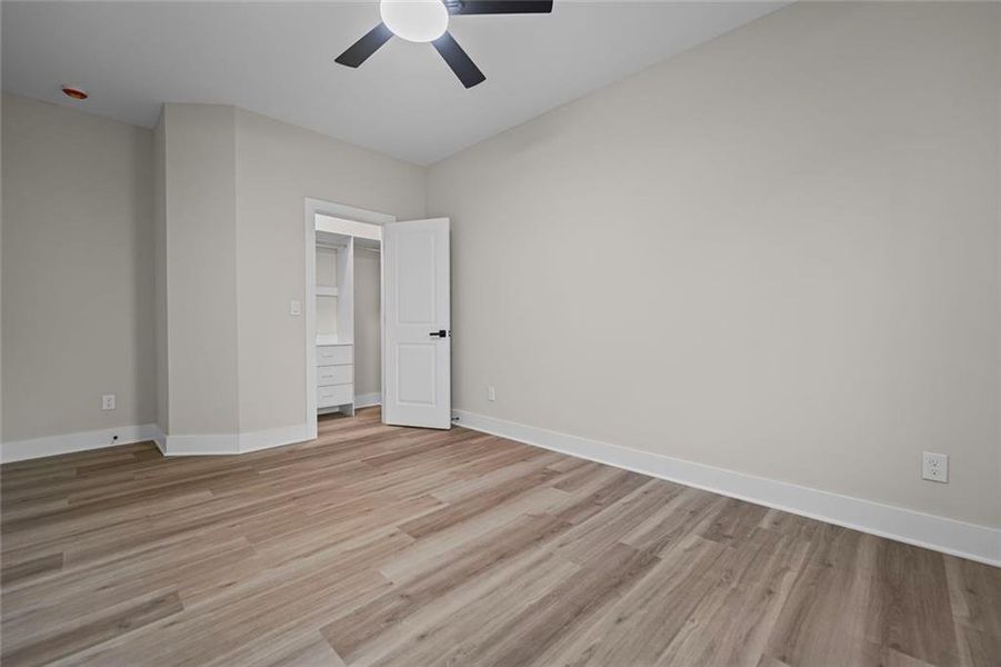 Spacious, unfurnished interior of a new home in , Lawrenceville (Image 35).