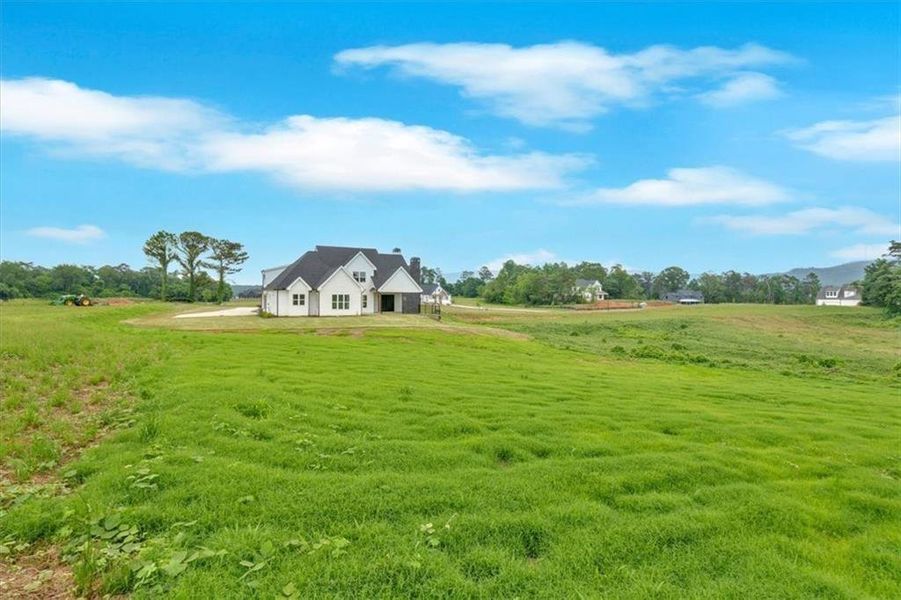 Image 37 of a home in . Image 37 of a home in .