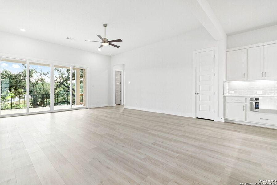 Spacious, unfurnished interior of a new home in Arbors at Fair Oaks, Boerne (Image 14). Spacious, unfurnished interior of a new home in Arbors at Fair Oaks, Boerne (Image 14).