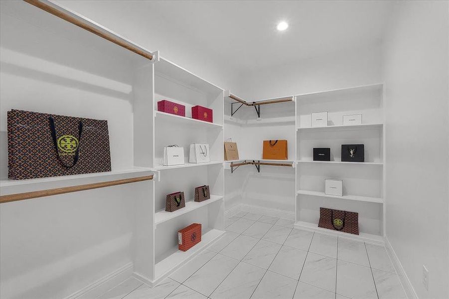 Furnished interior view inside a new home in , Fort Worth (Image 17).