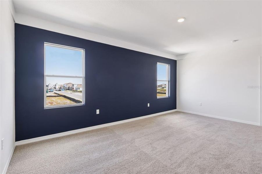 Spacious, unfurnished interior of a new home in , Haines City (Image 30).