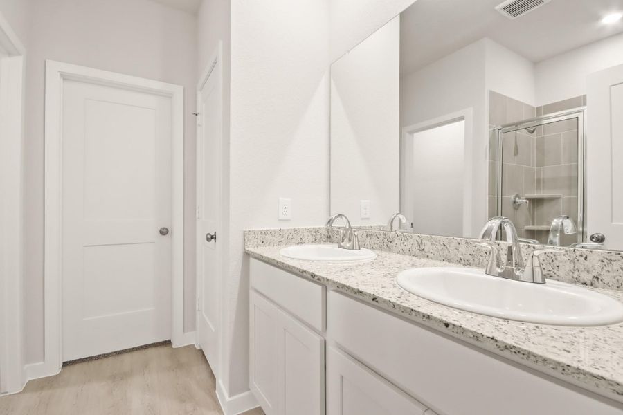Furnished interior view inside a new home in Crockett Meadows, Conroe (Image 7).