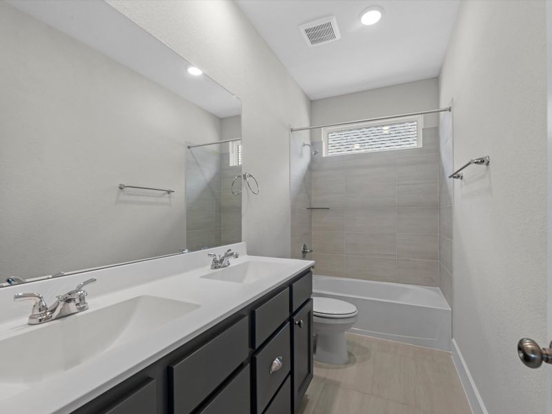 Furnished interior view inside a new home in Oakhill Reserve, Tomball (Image 10).