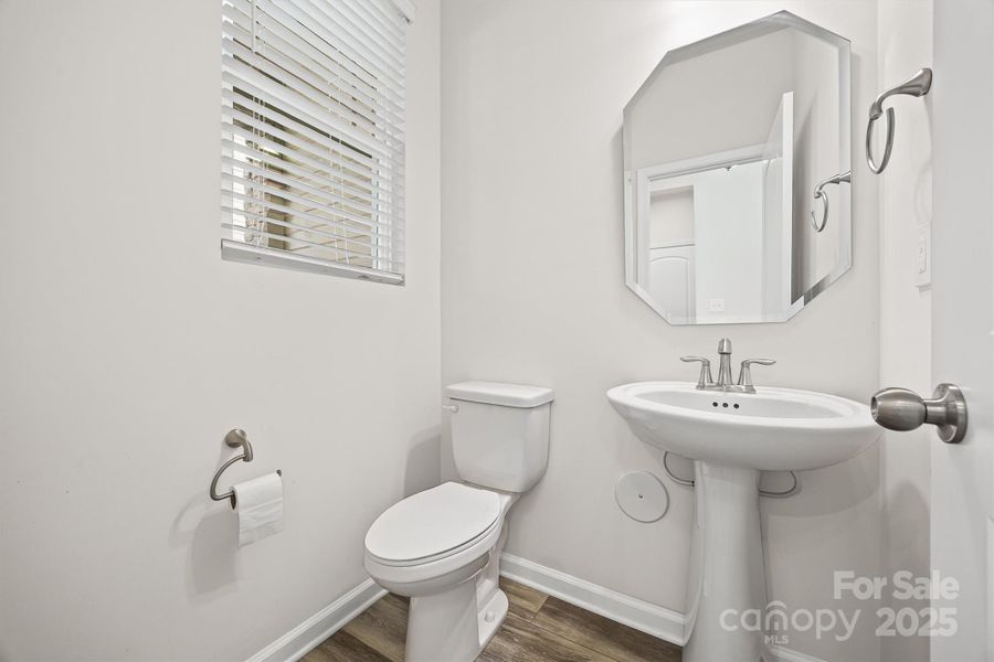 Image 27 of a home in .